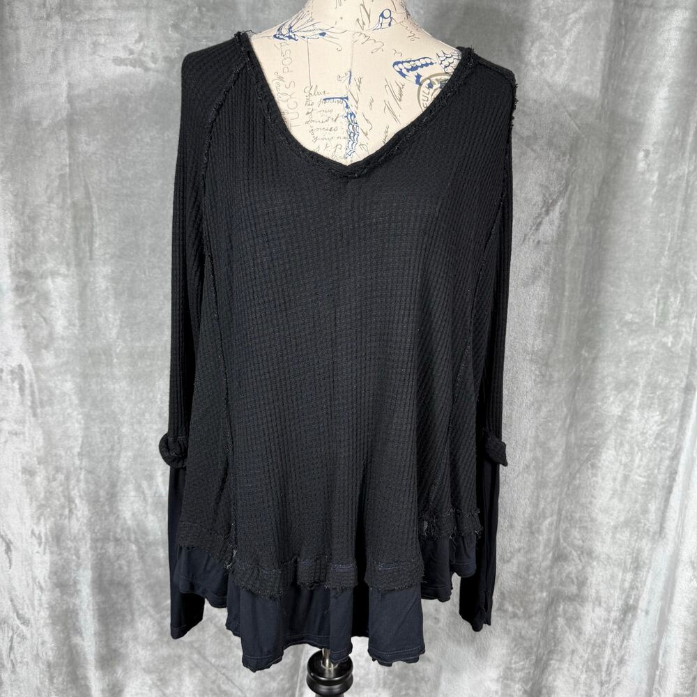 We‎ The Free People Laguna Thermal Waffle Knit Thumbhole Top Medium Blk